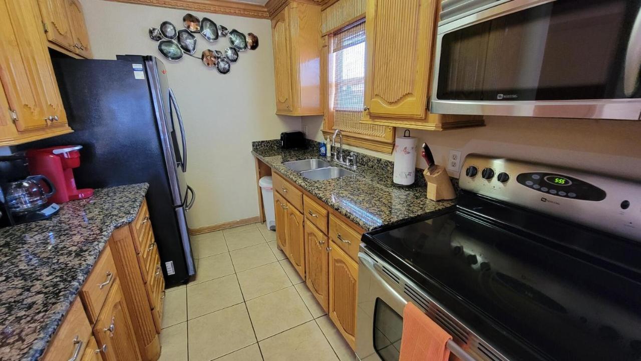 Cozy 2 Bedroom With Big Pool - Campeche Triplex Unit C Home South Padre Island Ngoại thất bức ảnh