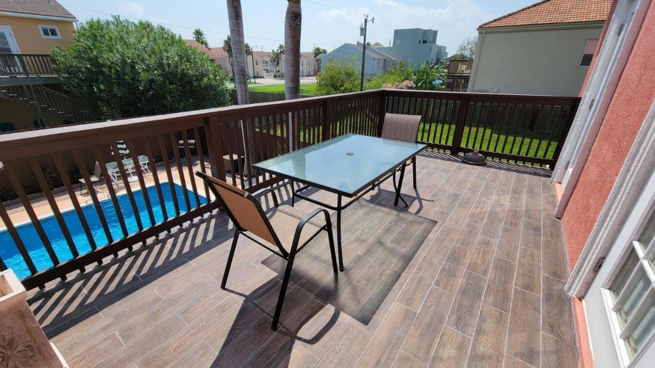 Cozy 2 Bedroom With Big Pool - Campeche Triplex Unit C Home South Padre Island Ngoại thất bức ảnh